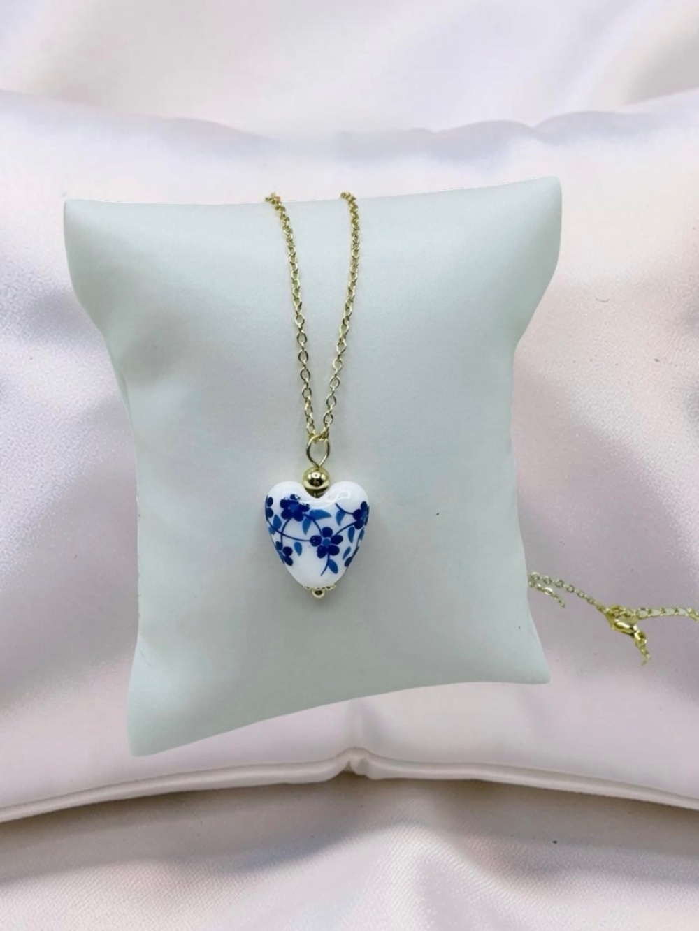 Chinese Porcelain Heart Pendant Necklace - Picture 2 of 4